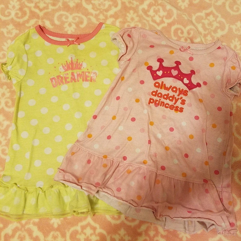 🌻buy3get1free  18 month Carter's nightgown lot
